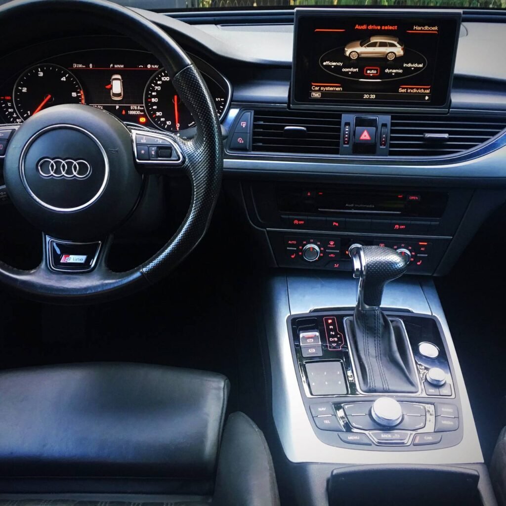 Audi Universal