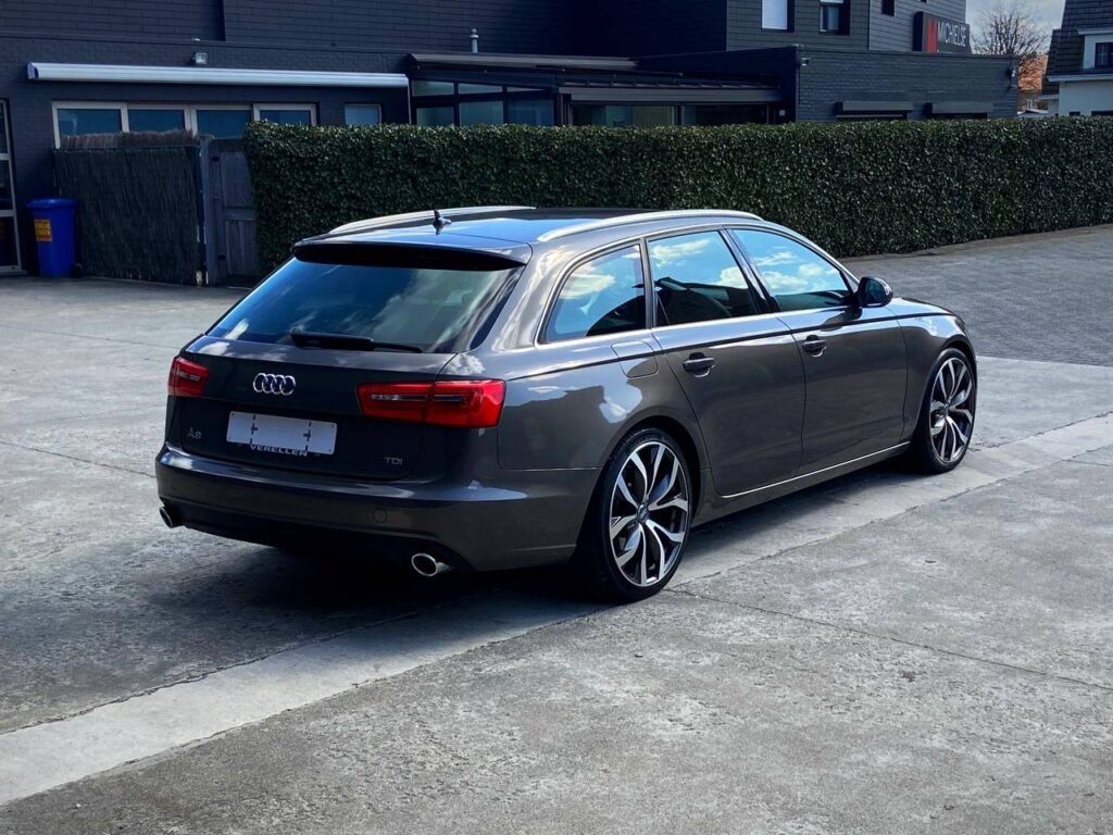 Audi Universal